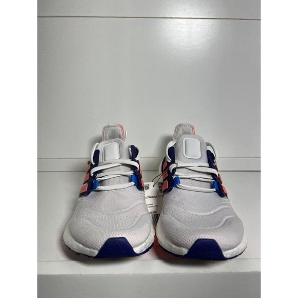 New Women’s Adidas Ultra Boost 22 Size 6 Sneaker - GX5589 White Pink Purple - Picture 2 of 8